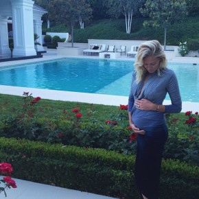 Paulina Gretzky Gives Birth! Model Welcomes First Child With Fiancé Dustin Johnson